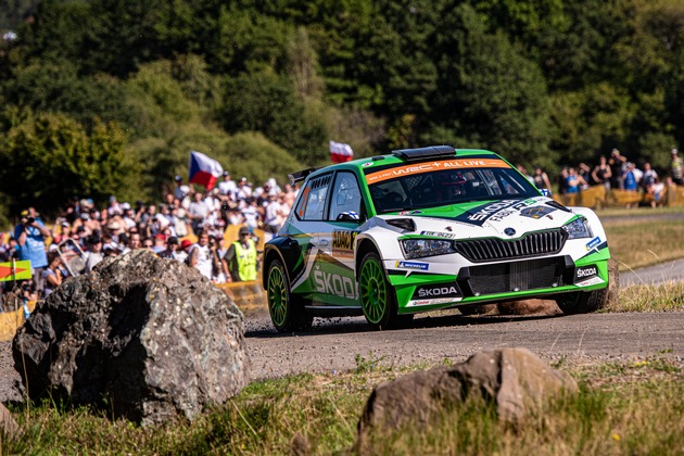 ADAC Rallye Deutschland: Jan Kopecký und Pavel Dresler gewinnen WRC 2 Pro-Kategorie für SKODA (FOTO)