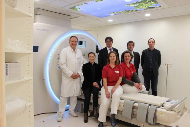 Pressemeldung // Hightech-Kernspintomograf in der Schön Klinik Neustadt in Betrieb genommen