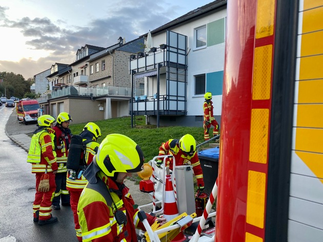 FW-Heiligenhaus: Feuerwehr Heiligenhaus startet früh in einen einsatzreichen Samstag