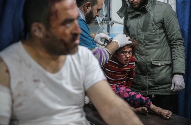 dpa Deutsche Presse-Agentur GmbH: dpa-Fotograf Anas Alkharboutli für Serie "The War in Syria" ausgezeichnet
