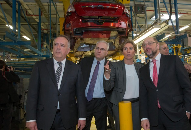 SPD-Kanzlerkandidat Schulz zu Gast bei den Kölner Ford-Werken (FOTO)