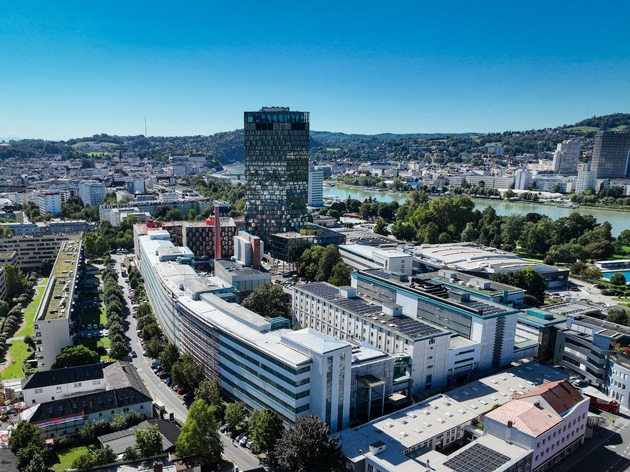 Internationaler Wettbewerb soll Innenhof der Tabakfabrik Linz in grünen Hotspot verwandeln