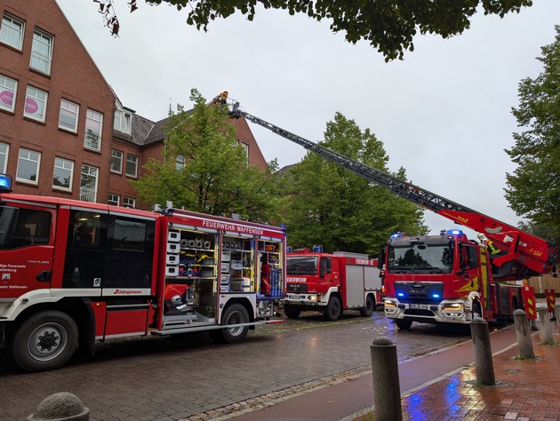 FW-ROW: Kellerbrand mit starker Rauchausbreitung in Rotenburg (Wümme)