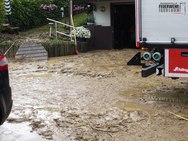 FW-MK: Gewitterzelle sorgt für über 20 Einsätze der Feuerwehr