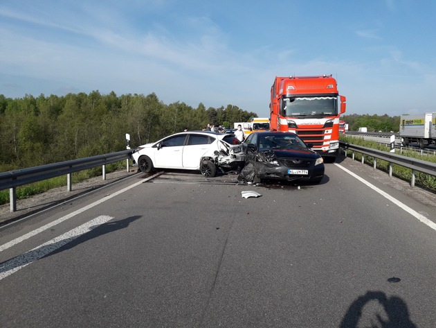 POL-PDKL: Unfall bei Auffahrt auf die Autobahn