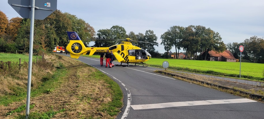 FW-OLL: Zusammenstoß zwischen Motorrad und PKW in Sandkrug - Rettungshubschrauber im Einsatz