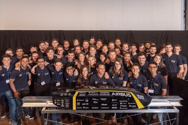 SGL Carbon/Pressemitteilung: SGL Carbon unterstützt Studententeam der Technischen Universität München bei Entwicklung einer einzigartigen Hyperloop-Kapsel aus carbonfaserverstärktem Kunststoff