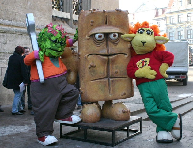 Bernd das Brot steht wieder vor dem Erfurter Rathaus