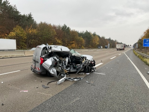 POL-OF: Autobahnpolizei im Dauereinsatz: Mehrere Unfälle auf der A3: Zwei Schwerverletzte, enorme Sachschäden, eine Festnahme und Zeugen gesucht