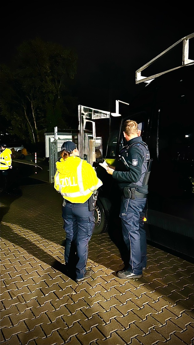 HZA-GI: Kontrolle mit Folgen - Gießener Zöllner nehmen Arbeitnehmer unter die Lupe