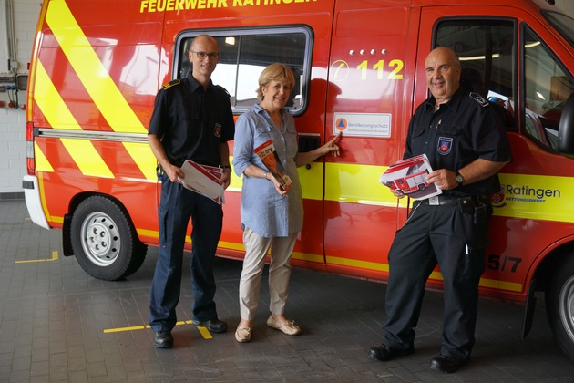 FW Ratingen: Fraktion vor Ort - MdL Müller-Witt besucht die Feuerwehren