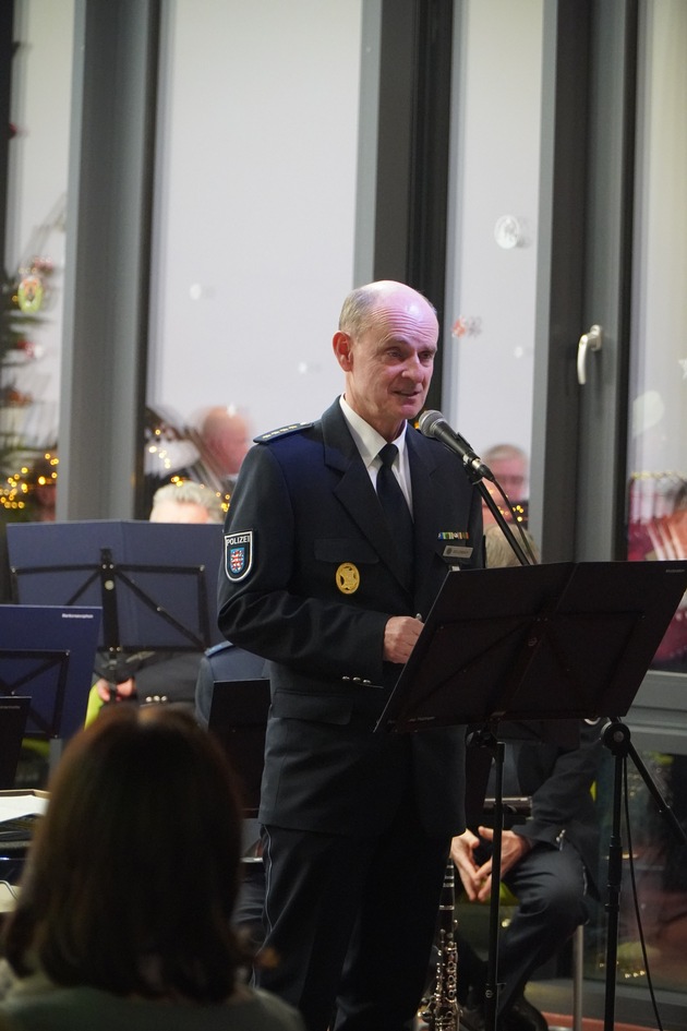 LPI-NDH: Polizeiorchester Thüringen begeistert beim Weihnachtskonzert der LPI Nordhausen