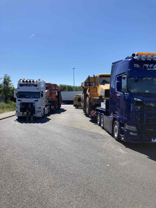 POL-OF: Kontrollmaßnahmen der Verkehrsinspektion: Unzulässiger Schwertransport, manipulierte HU-Plakette und Kennzeichenmissbrauch