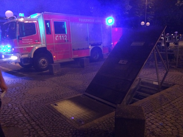 FW-BN: Erfolgreiche Übung von Stadtwerken und Feuerwehr Bonn