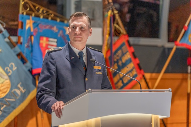 FW Paderborn: Jahreshauptversammlung der Feuerwehr Paderborn in der Mehrzweckhalle Dahl