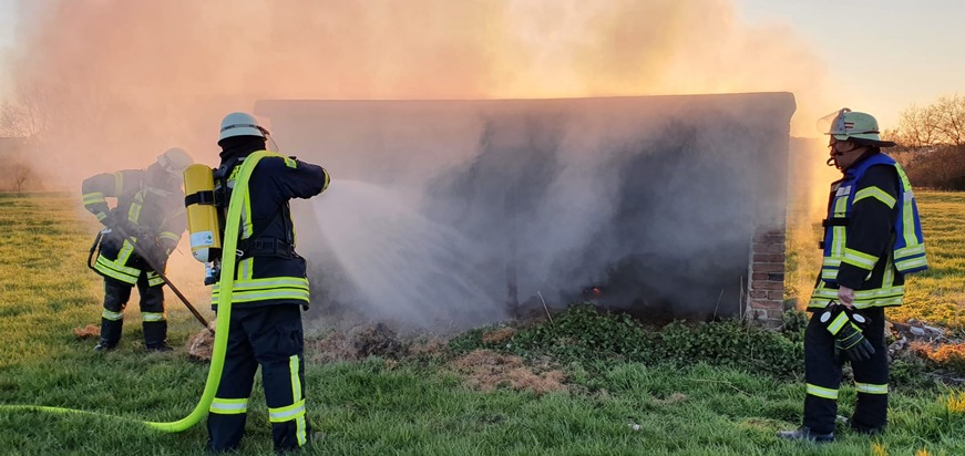 FW-WRN: Drei Einsätze für die Freiwillige Feuerwehr Werne / F_BMA - LZ1 - LZ3 - ausgelöste Brandmeldeanlage / TH_1 - LZ1 - Tragehilfe für Rettungsdienst / FEUER_2 - LZ1 - Schuppen brennt auf Feld