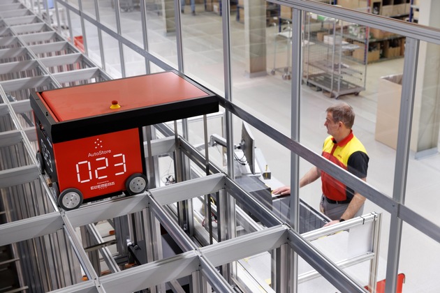 PM: DHL Supply Chain setzt für 1-2-3.tv sein erstes vollautomatisiertes Kleinteilelager mit Roboterkommissionierung in Europa um. / PR: DHL Supply Chain implements its first European fully automated small parts warehouse with robot picking for 1-2-3.