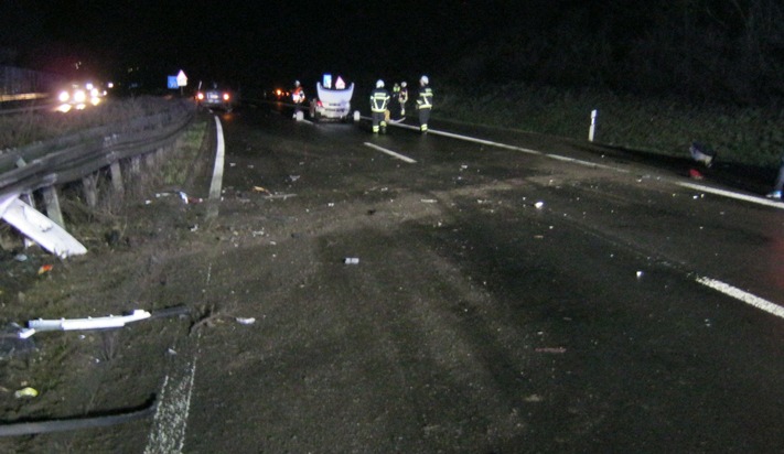 FW-MK: Zwei Verkehrsunfälle auf der Autobahn 46 am frühen Dienstagmorgen
