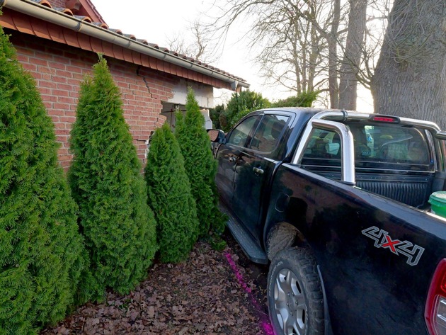 FW Paderborn: Verkehrsunfall Sander-Bruch-Straße