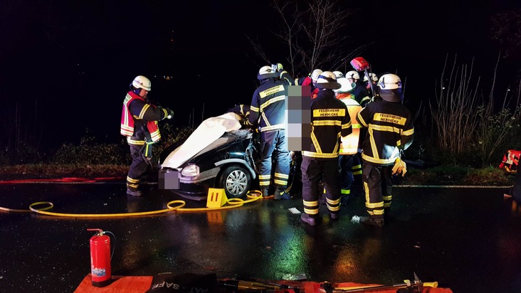 FW-EN: Mehrere Verkehrsunfälle und Brandmeldealarme für die Feuerwehr - Schwerer Unfall mit eingeklemmter Person auf der Wittener Landstraße