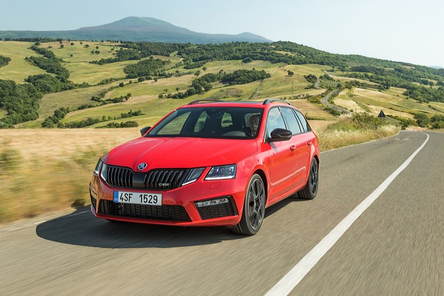 SKODA OCTAVIA RS 245: sportlich, geräumig und praktisch - der Familiensportler mit 245 PS