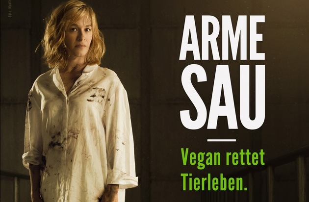 "Arme Sau": Franka Potente in neuer PETA-Kampagne für vegane Lebensweise