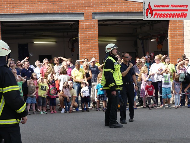 FW-PL: OT-Stadtmitte. Tag der offenen Tür ein toller Erfolg der Plettenberger Feuerwehr.