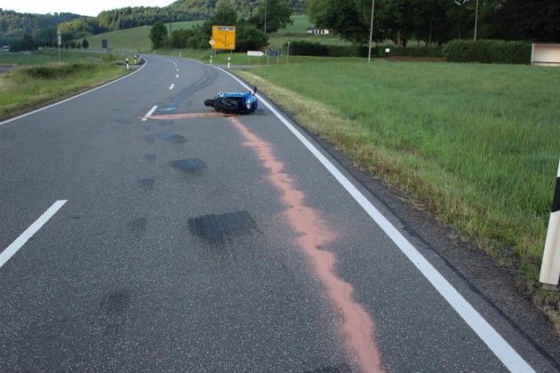 POL-PDKL: B 48, Motorradfahrer beim Überholen gestürzt