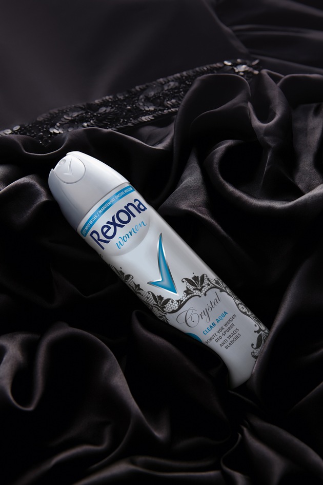 Rexona Women Crystal und Kaviar Gauche verhelfen Frauen zu einem perfekten Auftritt in schwarz (mit Bild)