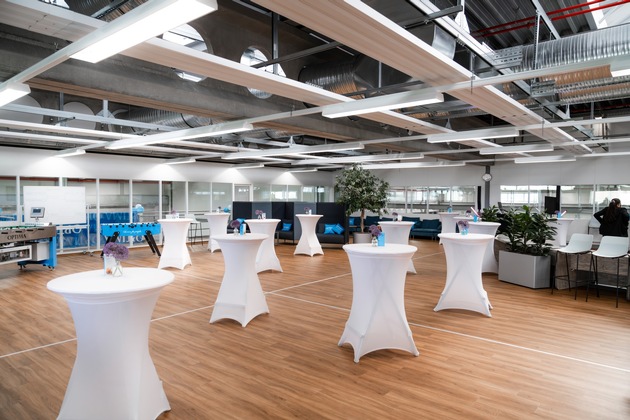 Investition in die Zukunft: OPTIMA weiht neues Ausbildungs-zentrum ein