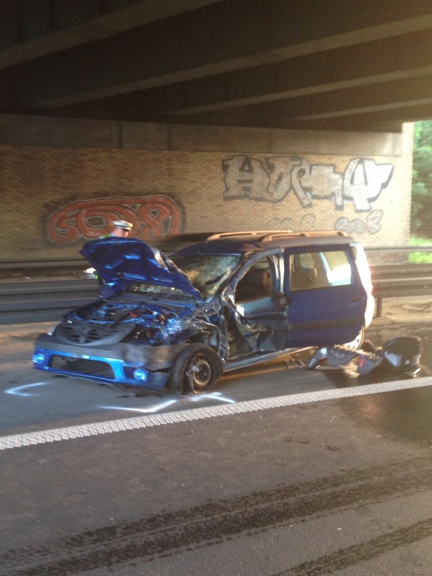 FW-BO: Verkehrsunfall auf der A43