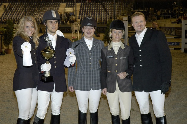 Isabell Werth triumphiert beim ersten &quot;TV total-Championat 2004&quot;