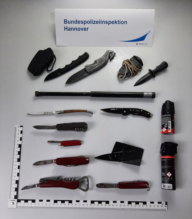 BPOLD-H: Großeinsatz der Bundespolizei am Hauptbahnhof Hannover: Zahlreiche Messer und gefährliche Gegenstände sichergestellt
