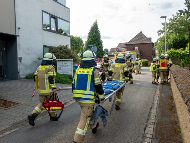 FW-KLE: Gemeinschaftsübung im Seniorenheim Griethausen