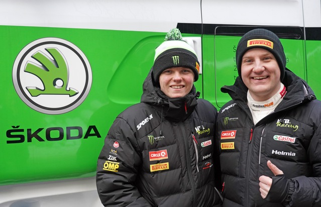 SKODA Motorsport kooperiert in WRC3-Kategorie der FIA-Rallye-Weltmeisterschaft mit Oliver Solberg (FOTO)