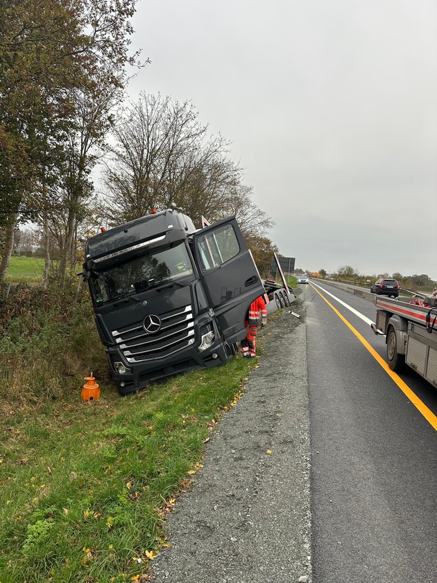 POL-CUX: Autobahn für mehrere Stunden gesperrt