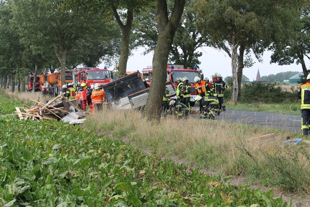 FW-ROW: Transporter verunfallt auf der K 109