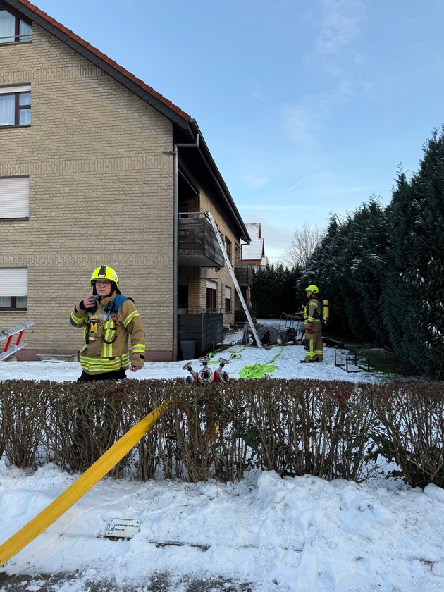 FW-DT: Feuer auf Balkon