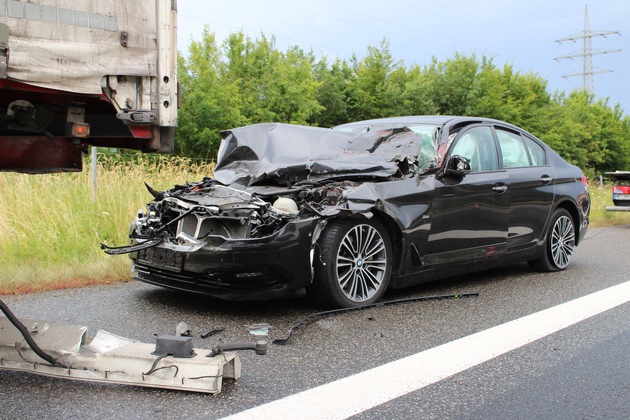 POL-VDKO: Verkehrsunfall mit leichtverletzter Person