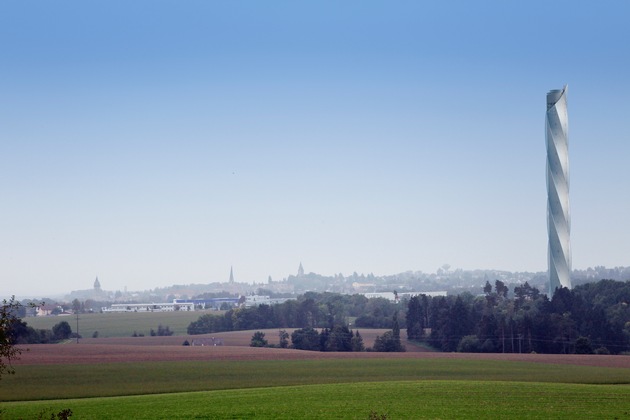 ThyssenKrupp fosters elevator technology development by building landmark test tower in Rottweil, Germany (FOTO)