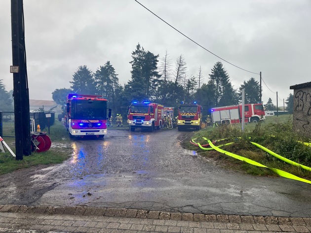 FW Ratingen: Großbrand in Mettmann - Unterstützung aus Ratingen