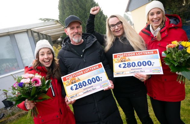 Großes Hurra im Landkreis Harz: Postcode Lotterie verteilt 1,4 Millionen Euro an Gewinnergruppe