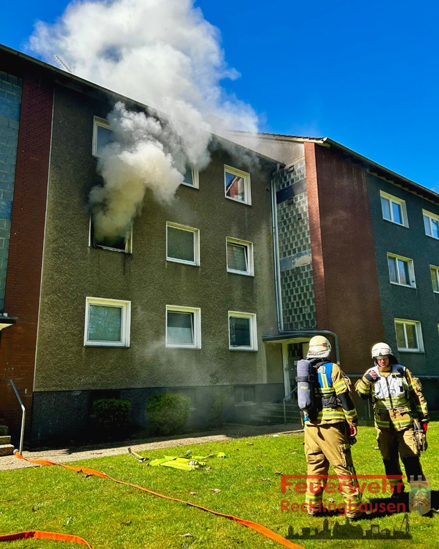 FW-RE: Wohnungsbrand - keine Verletzten - Geb&auml;ude vorerst nicht mehr bewohnbar