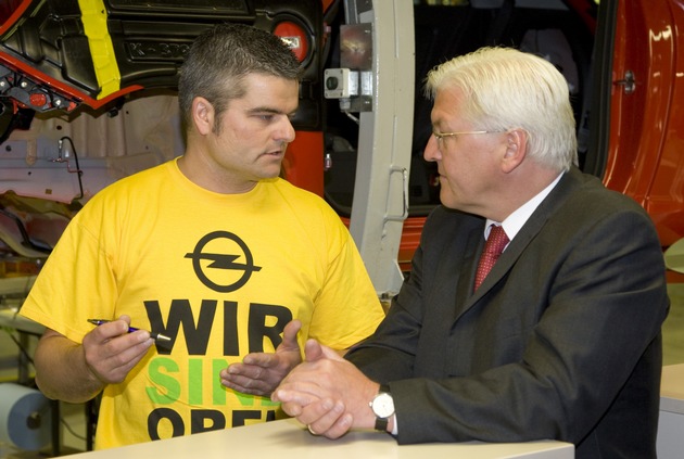 Hoher Besuch im Opel-Werk Eisenach