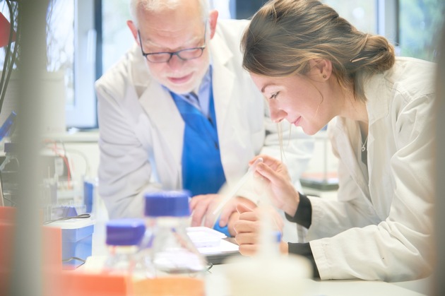 Pressemitteilung Nr. 010/2026 der Leibniz Universität Hannover Ein synthetischer Lichtschalter für die Photosynthese