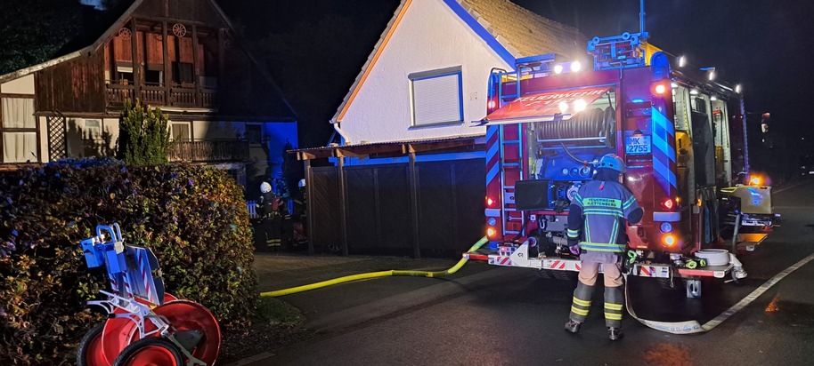 FW-PL: Ortsteil Pasel - Brand in Mehrfamilienhaus