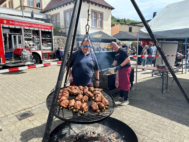 FW Weinheim: Großes Interesse an der Arbeit der Freiwilligen Feuerwehr in Sulzbach