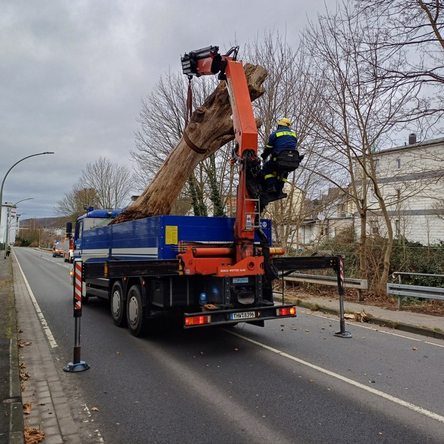 FW-EN: Wetter - weitere zwei Einsätze an Neujahr