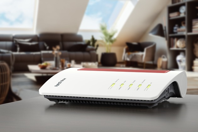Vier neue FRTZ!-Produkte erhältlich: Schnelle Glasfaser-FRITZ!Box, erster Outdoor-Repeater, WLAN-Repeater mit Wi-Fi 7 und ein Telefon