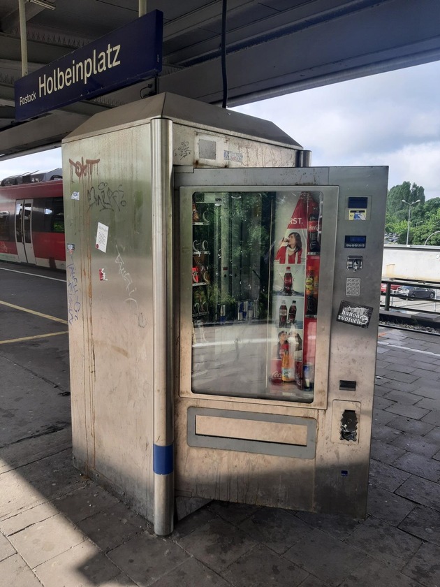BPOL-HRO: Besonders schwerer Fall des Diebstahls am S-Bahn Haltepunkt Holbeinplatz